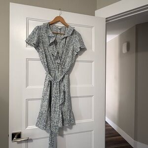 LC Lauren Conrad Floral Ruffle Tie-Waist Mini Dress Sz Medium